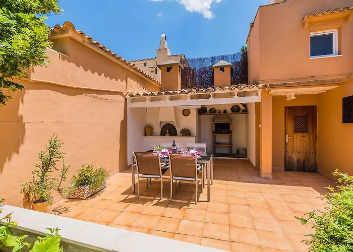 Sontuiri Den Jaume * Pollença