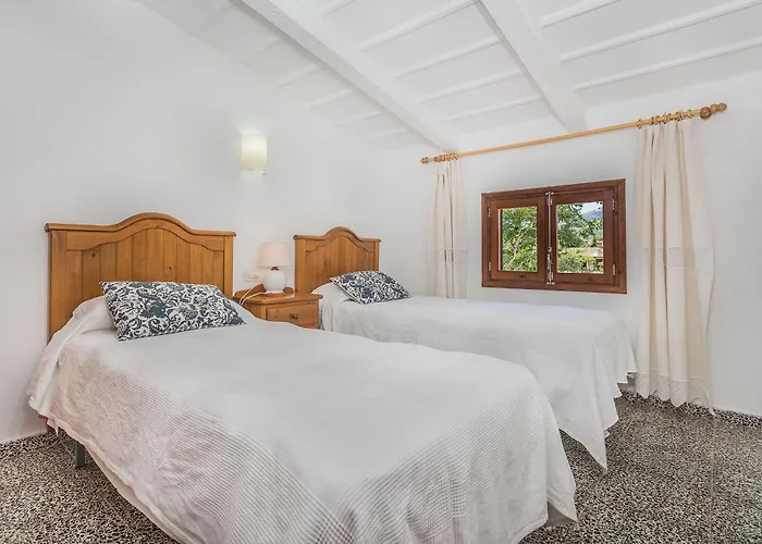 Sontuiri Den Jaume 포엔샤